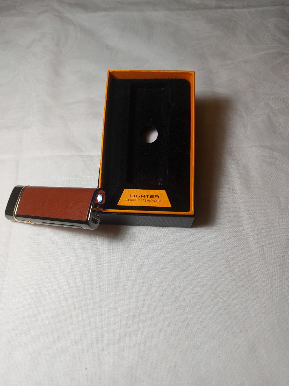 Зажигалка электронная USB с фонарем-прожектором импульсная зажигалка