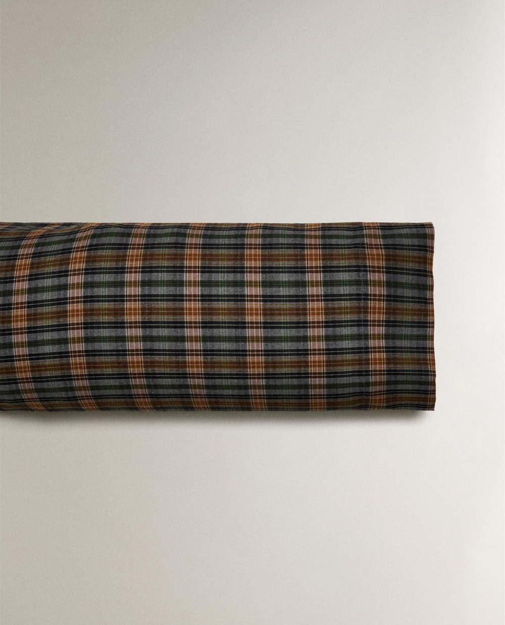 Zara Home - Клетчатая фланелевая наволочка 50x75 см