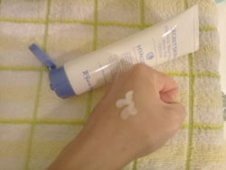 Secret Skin Hyaluron Water Bomb Micro-Peel Cream крем с АНА-кислотами и гиалуроновой кислотой