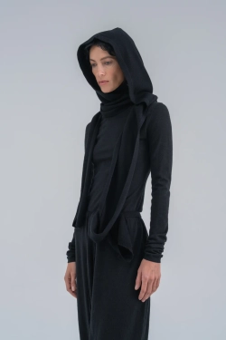 Капюшон из шерсти мериноса