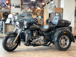 Tri Glide Ultra (FLHTCUTG), Harley-Davidson  2020 "Spruce"
