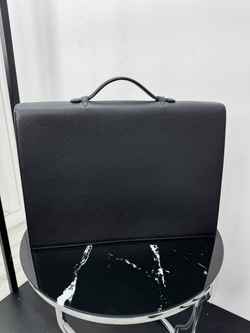 Портфель Hermes