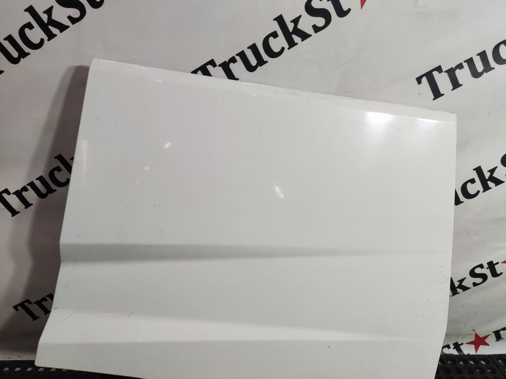 Крышка инструментального ящика левого 2020г.