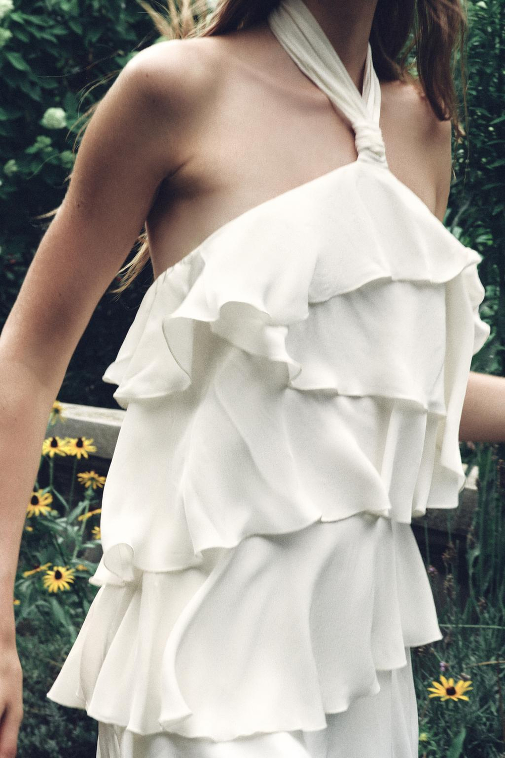 ZARA МИНИ-ПЛАТЬЕ С ВОЛАНАМИ, ЭКРЮ