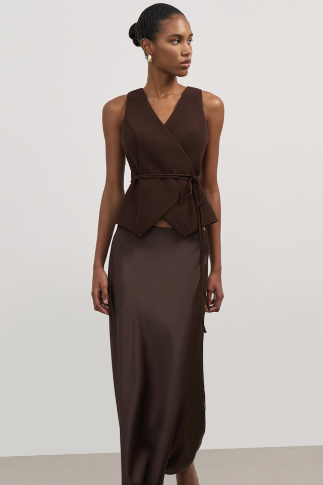 Юбка миди из атласа