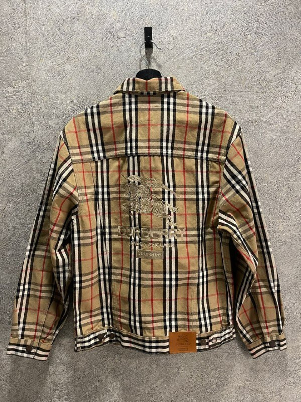 Джинсовая куртка Burberry
