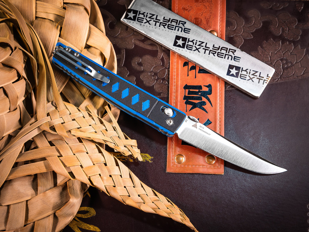 Складной нож SRM 9215 Satin сталь D2 рукоять Black/Blue G10