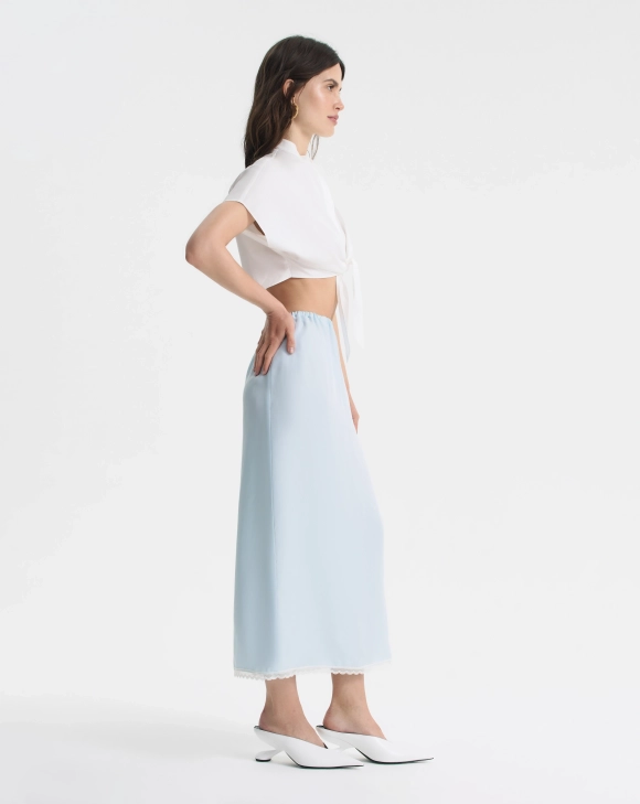 Юбка из купры с кружевной окантовкой