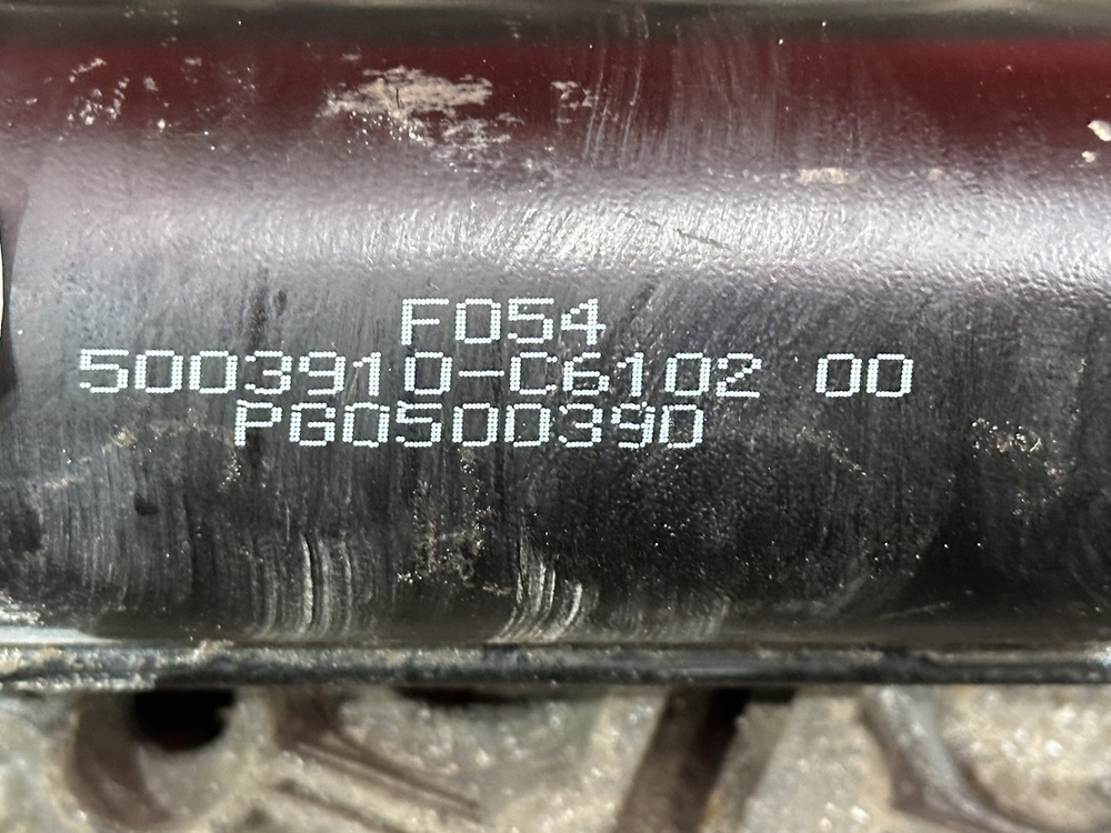 Цилиндр подъема кабины 2023г