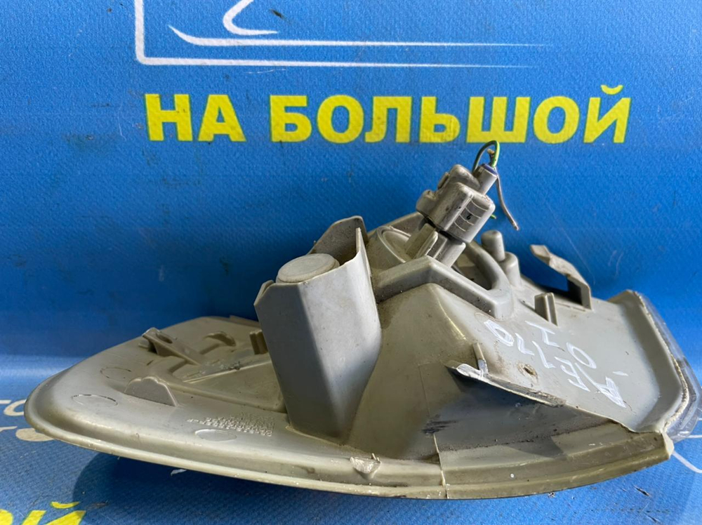 Габарит правый TOYOTA COROLLA 1997