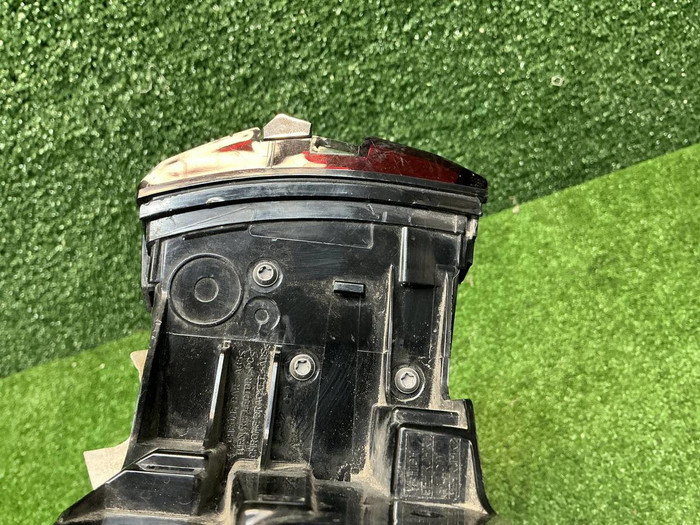 Фонарь правый внешний Geely Monjaro (2021-н.в.)