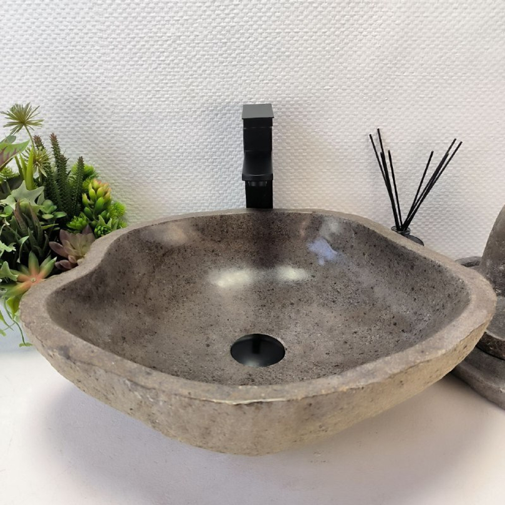 Раковина из речного камня RS-63454 (49*43*15) 0122