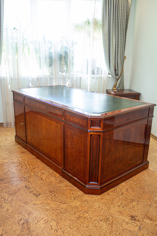 Стол руководителя Испания,  ArtMobile