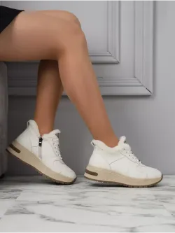 Кроссовки зимние