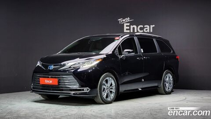 Toyota Sienna 4 Generation 2.5 Hybrid 2WD (02.2023)