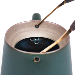 312121 Чайник МРАМОР "Зеленый" с металлич. ручкой. Сито в носике "Груша", 200мл, фарфор, зеленый