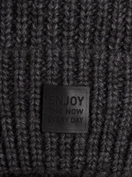 Шапка вязаная с ушками для детей