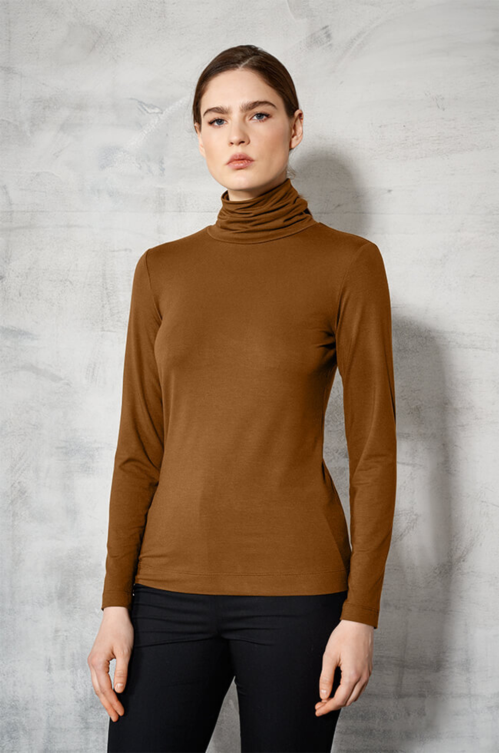 22467 Джемпер женский (медный)