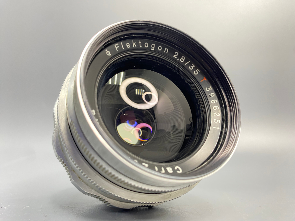 Carl Zeiss Jena Flektogon RED 35mm 2.8 T М42
