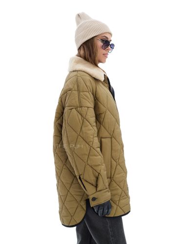 Удлиненная двусторонняя куртка с меховым воротником