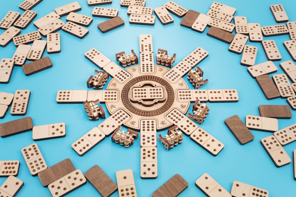 Сборная деревянная настольная игра 3D EWA Домино Мексиканский поезд