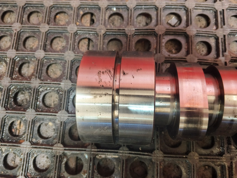 Распредвал MX13 2020 год.