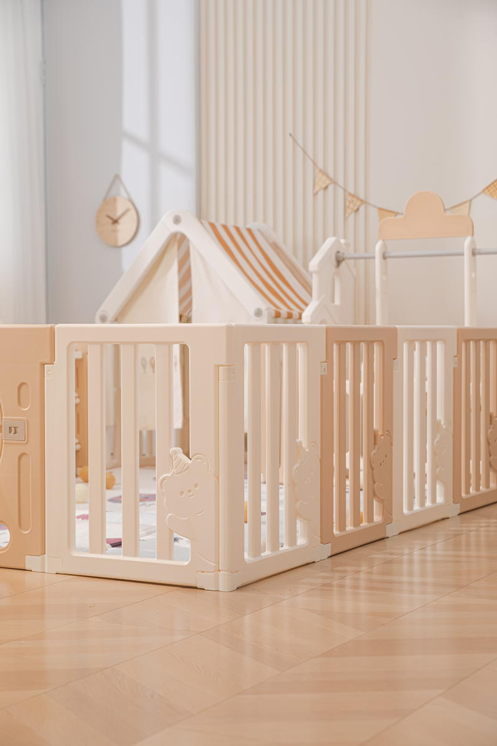 Манеж UNIX Kids DeLuxe House&Storage Camel, 150 x 180 см с игровыми аксессуарами