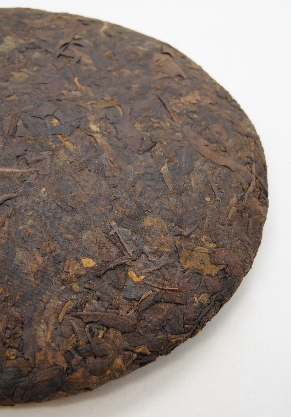 59278 Чай прессованный черный Пуэр Шу "Сэнчжун, 8-летний Аромат Зрелости", ци цзы бин 357гр