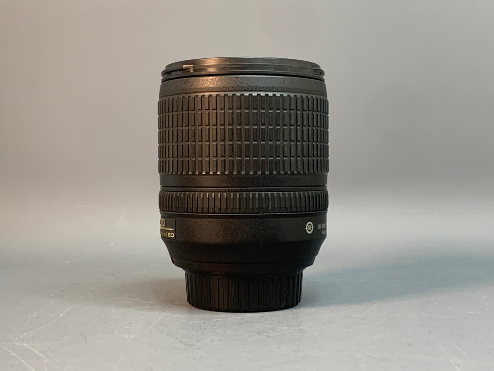 Nikon 18-105mm 3.5-5.6G AF-S ED DX VR Nikkor