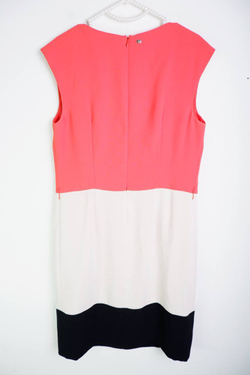 Платье Emme красивое, маркировка 40, визуально на 46 размер