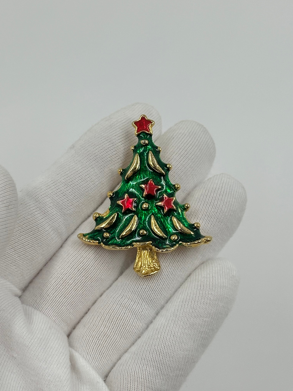 Брошь Ель AAi