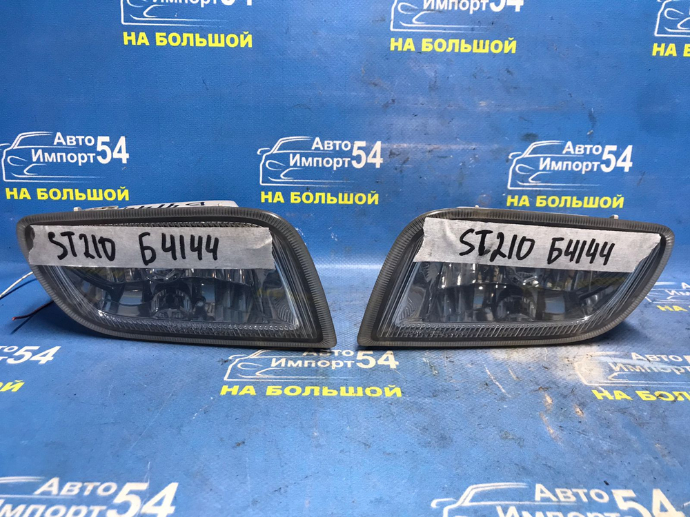 Туманка правая TOYOTA CORONA PREMIO 1997-2001