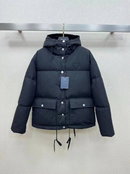 Пуховик Prada