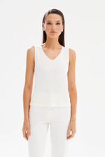 23576 Майка женская (молочный)