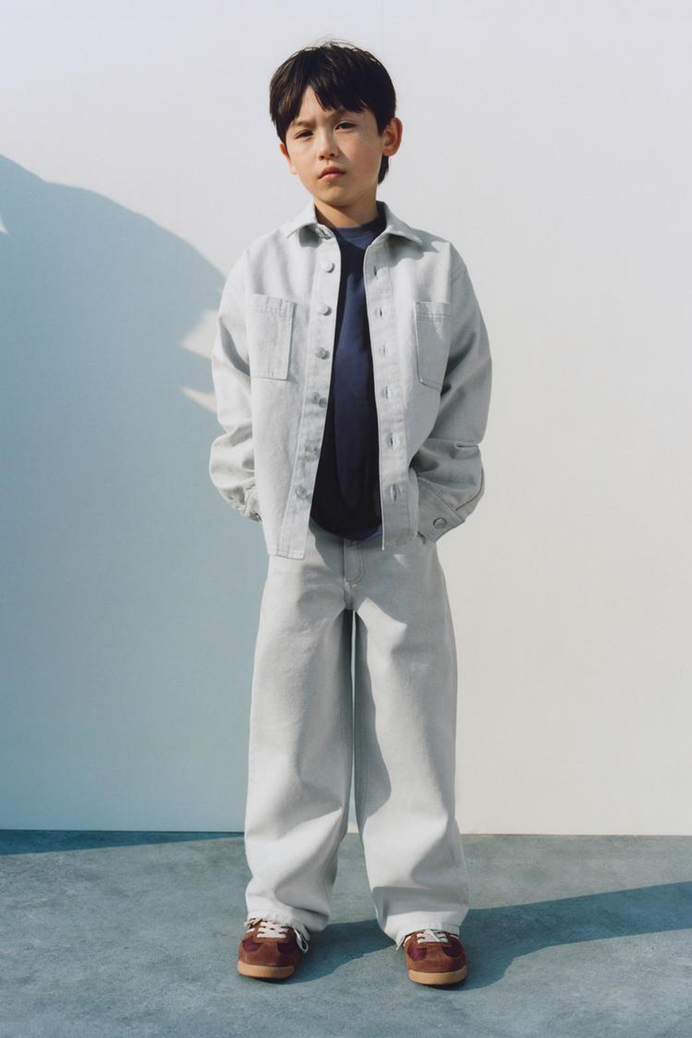 ZARA ДЖИНСОВАЯ КУРТКА-РУБАШКА С ЭФФЕКТОМ ПОТЕРТОСТИ, ЦВЕТ ЛЬДА