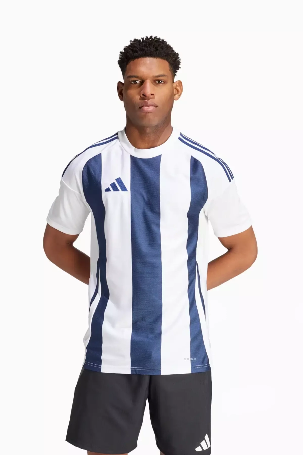 Футболка adidas Striped 24