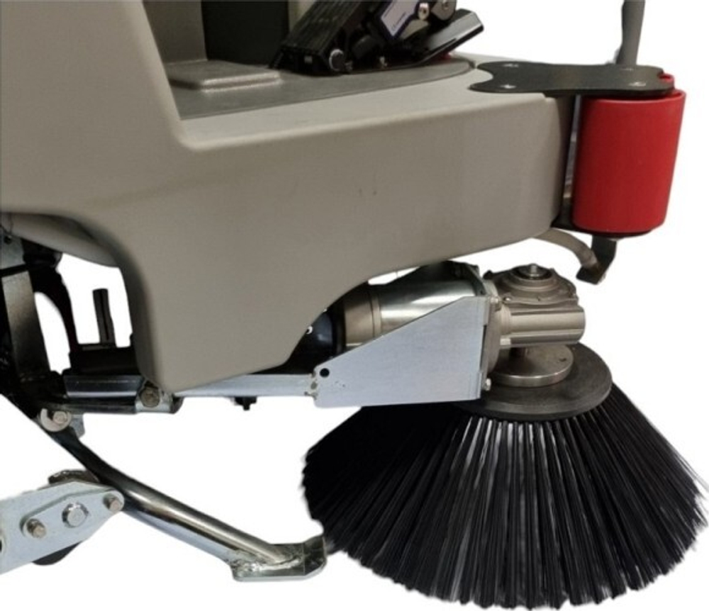 Машина подметальная Bennett Tornado T700BD с местом оператора BNT93020