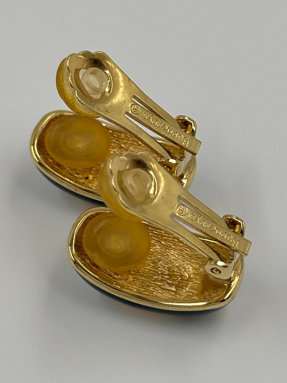 Клипсы с синей эмалью и кристаллами Burberrys