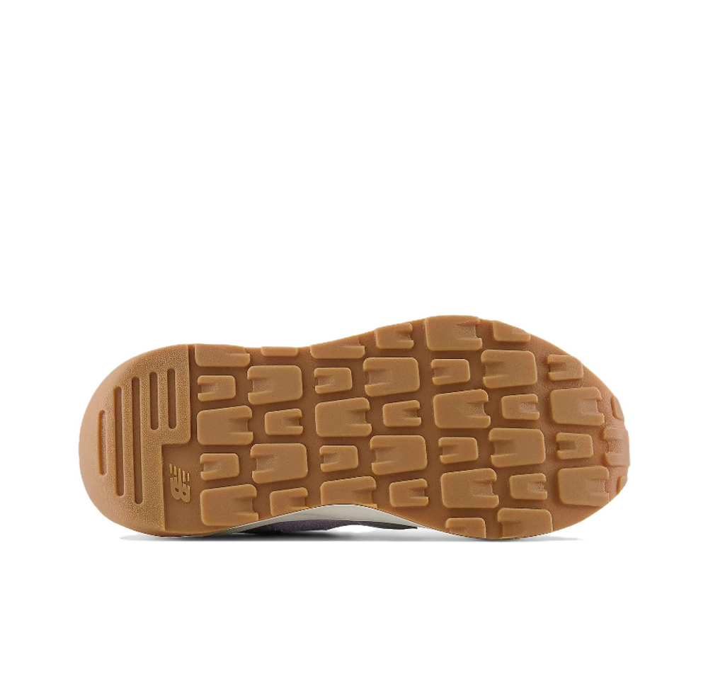 New balance boots 218 shop