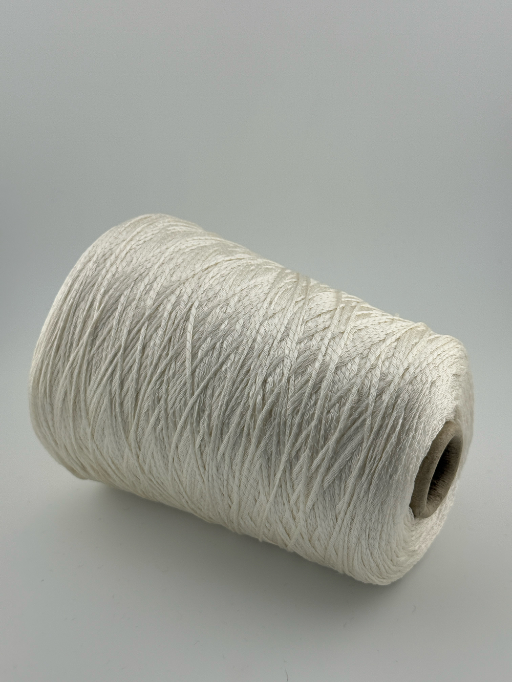 FILATI BURATTI 100% шелк шаппе в шнурке 450 м/100 гр