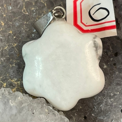 37712 Говлит Кулон цветок 20мм