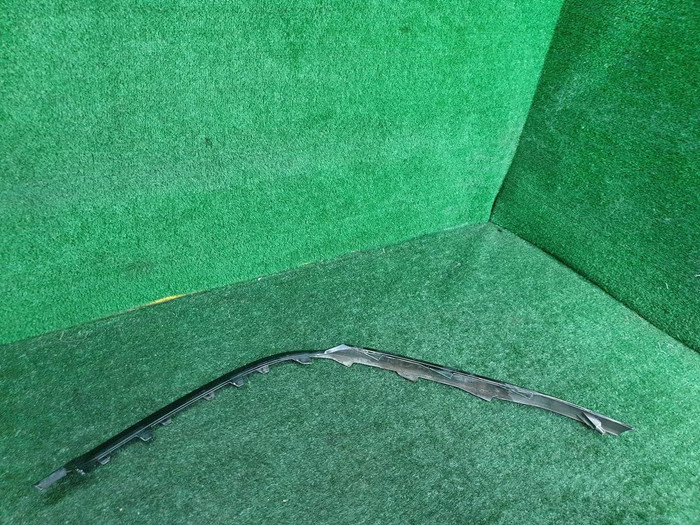 Молдинг заднего бампера левый Genesis GV80 (20-23)