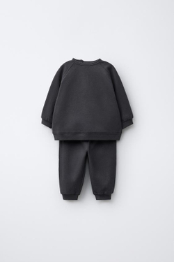 ZARA КОМПЛЕКТ ИЗ ТОЛСТОВКИ И БРЮК-ДЖОГГЕРОВ, ТЕМНЫЙ СВИНЕЦ