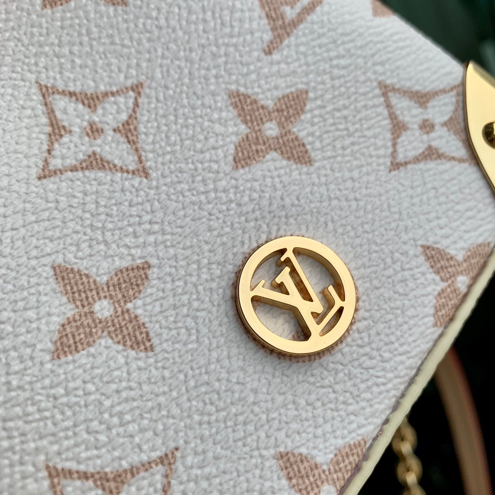 Louis Vuitton Noe Purse