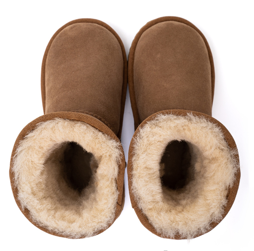 UGG Kids Classic Short Chestnut