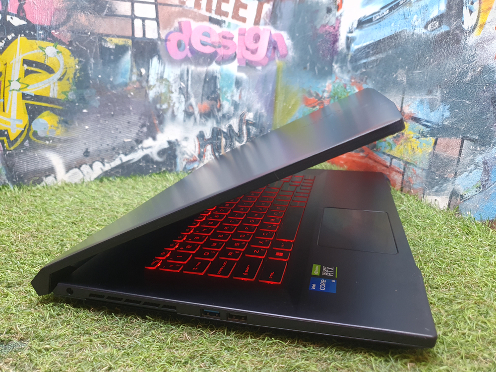 игровой MSI i5-11/16Gb/RTX 3060 6Gb/FHD/144Hz/Katana GF76 11UE-426RU