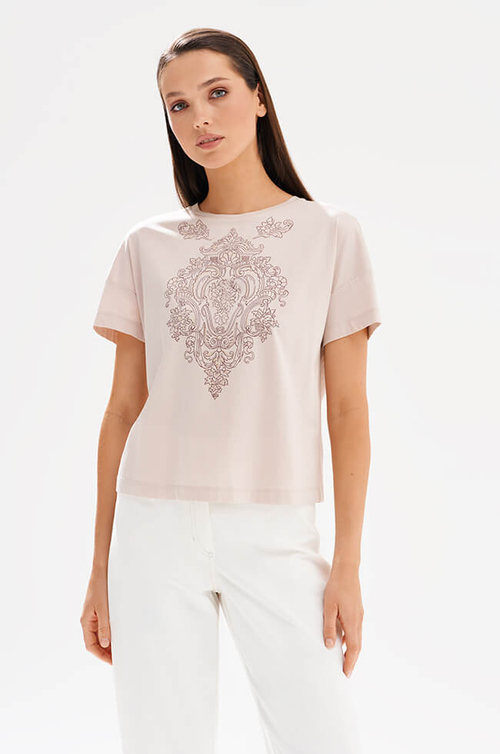 23530 Футболка женская (латте)