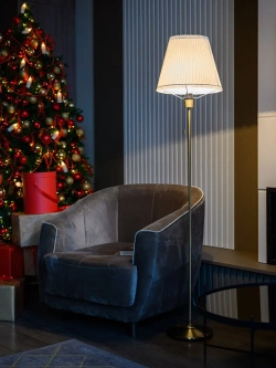 Торшер напольный с абажуром из ткани