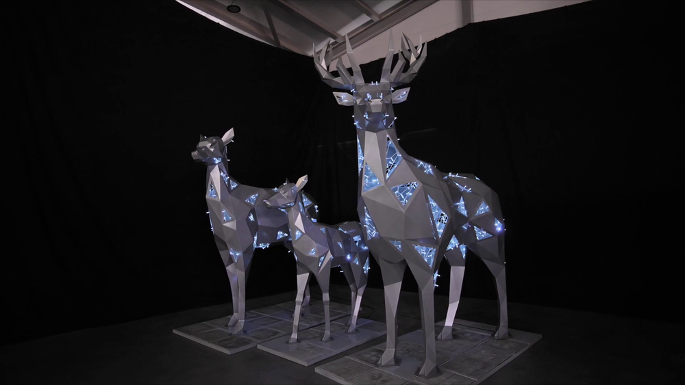 Полигональный светодиодный "Олень серебряный" 4 м