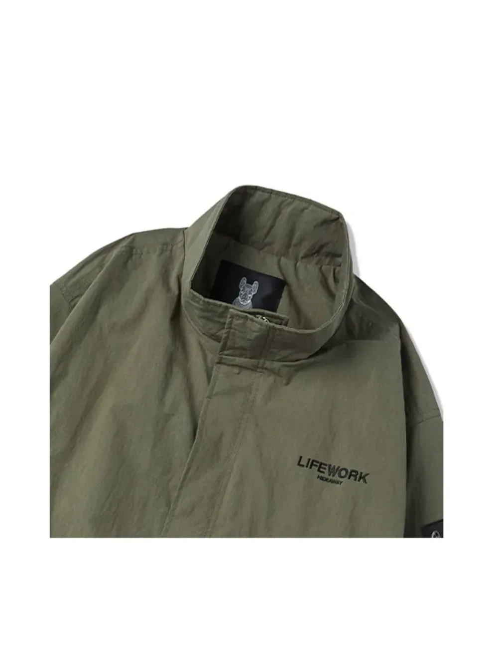 Куртка с высоким горлом с завязками